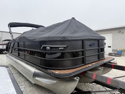 BOATZON | Bentley Pontoons Elite 223 Swingback Dual Captain Full Tube 2026