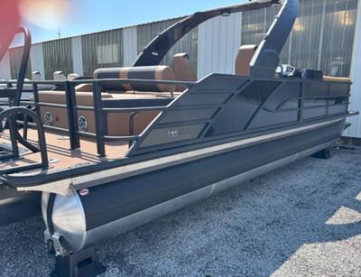 BOATZON | Bentley Pontoons Elite 253 DC Swingback 2026