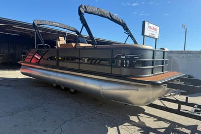 BOATZON | Bentley Pontoons Elite 253 Swingback 2026