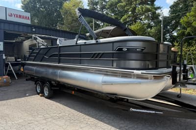 BOATZON | Bentley Pontoons Elite 253 Swingback 2026
