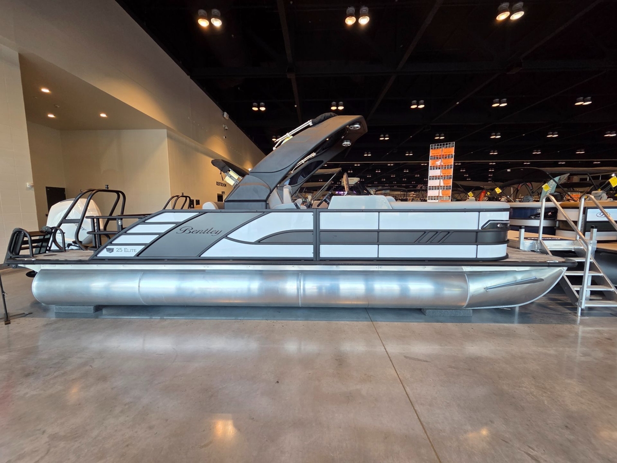 2026 Bentley Pontoons Elite 253 SwingBack DC - Sold Boat