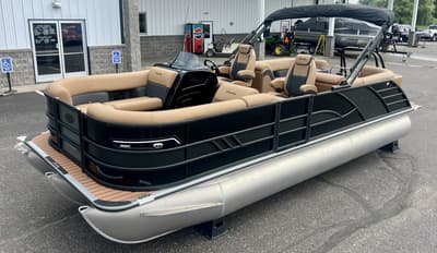 BOATZON | Bentley Pontoons Elite Admiral 223 2027