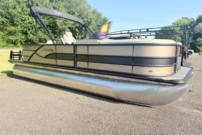 BOATZON | Bentley Pontoons Fish 220 FishNCruise 2027