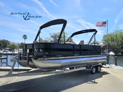 BOATZON | Bentley Pontoons Fish 243 Center Walk Through 2026