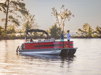 BOATZON | Bentley Pontoons FISH Swingback 223 Forward XLP3 Chassis 2027