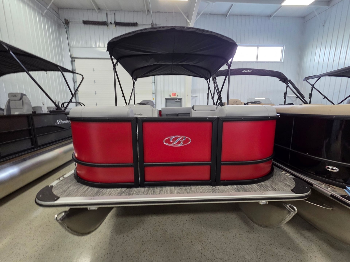 2026 Bentley Pontoons LE 160 CR - Sold Boat