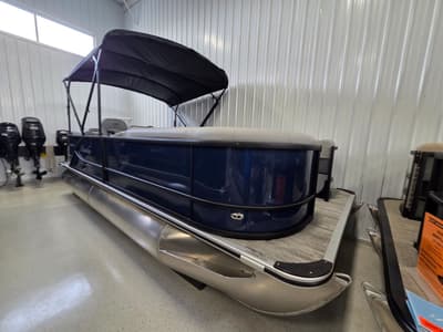 BOATZON | Bentley Pontoons LE 200 CW 2026