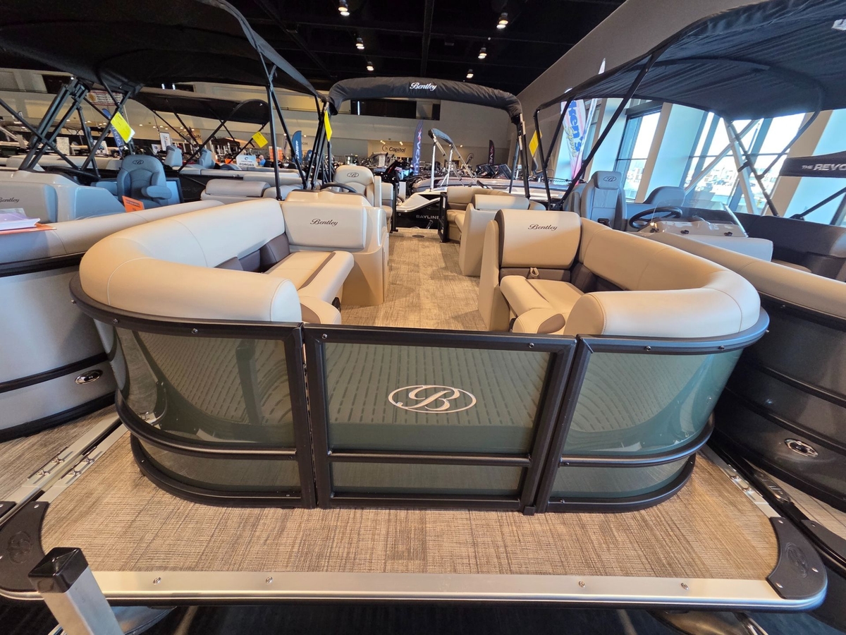 2026 Bentley Pontoons LE 200 CW - Sold Boat