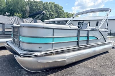 BOATZON | Bentley Pontoons Legacy 200 Navigator 2027