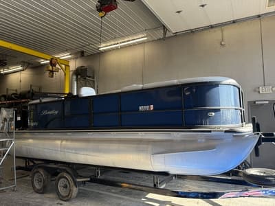 BOATZON | Bentley Pontoons Legacy 203 Navigator 34 Tube 2022