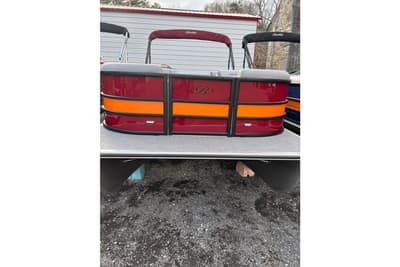 BOATZON | Bentley Pontoons Legacy 220 Cruise XL 2026