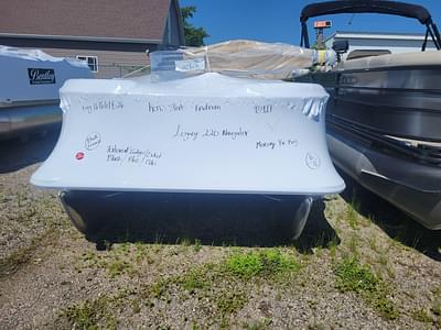 BOATZON | Bentley Pontoons Legacy 220 Navigator 2026 BOATZON | Bentley Pontoons Legacy 220 Navigator 2026