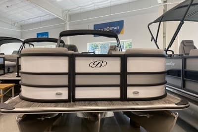 BOATZON | Bentley Pontoons Legacy 223 Navigator 2026 BOATZON | Bentley Pontoons Legacy 223 Navigator 2026