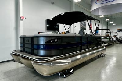 BOATZON | Bentley Pontoons Legacy 223 Navigator 2027