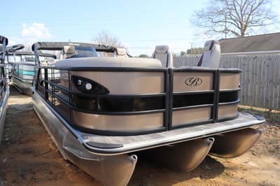 BOATZON | Bentley Pontoons Legacy 223 Navigator DL 2026