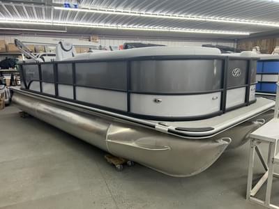 BOATZON | Bentley Pontoons Legacy 223 Navigator WPG 34 Tube 2024 BOATZON | Bentley Pontoons Legacy 223 Navigator WPG 34 Tube 2024