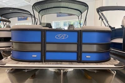 BOATZON | Bentley Pontoons Legacy 223 Swingback 2026 BOATZON | Bentley Pontoons Legacy 223 Swingback 2026