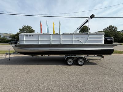 BOATZON | Bentley Pontoons Legacy 240 Cruise 2023