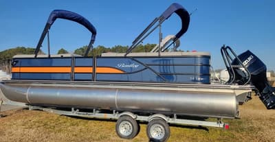 BOATZON | Bentley Pontoons Legacy 240 Cruise 2025