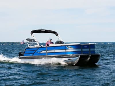 BOATZON | Bentley Pontoons Legacy 243 Navigator Full Tube 2025