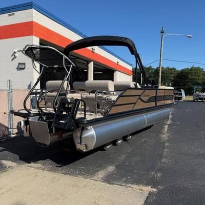BOATZON | Bentley Pontoons Legacy 243 Quad Swingback Full Tube 2026