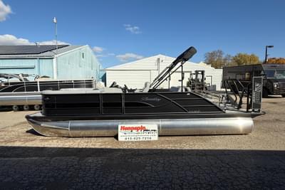 BOATZON | Bentley Pontoons Legacy 243 Swingback 2026