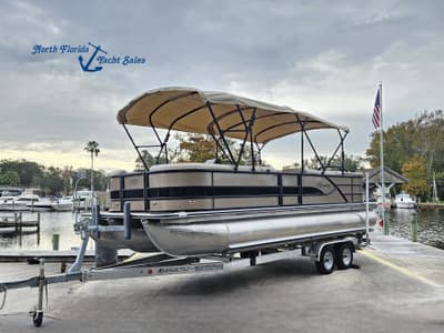 BOATZON | Bentley Pontoons Legacy 243 Cruise 2026 BOATZON | Bentley Pontoons Legacy 243 Cruise 2026