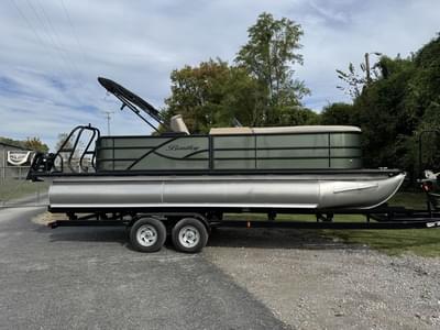 BOATZON | Bentley Pontoons Legacy Cruise XL 223 SPORT3 2026 BOATZON | Bentley Pontoons Legacy Cruise XL 223 SPORT3 2026