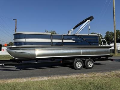 BOATZON | Bentley Pontoons Legacy Navigator 223 SPORT3 2026