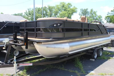 BOATZON | Bentley Pontoons Legacy Swingback 243 Ext SPORT3 2026