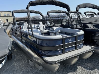 BOATZON | Bentley Pontoons Legacy Swingback 243 SPORT3 2026