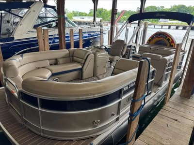 BOATZON | Berkshire 230CL STS 2015