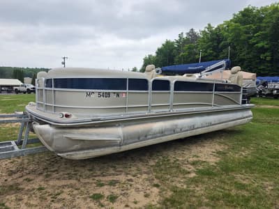 BOATZON | Berkshire 231 RF 2012