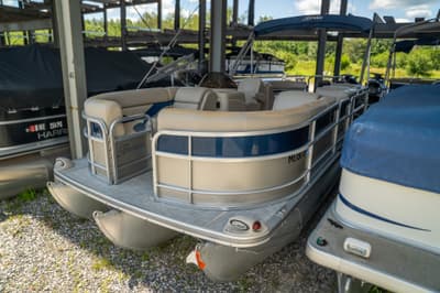 BOATZON | Berkshire 233 RFX 2013