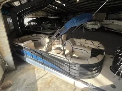 BOATZON | Berkshire 23RFX STS 2018 BOATZON | Berkshire 23RFX STS 2018
