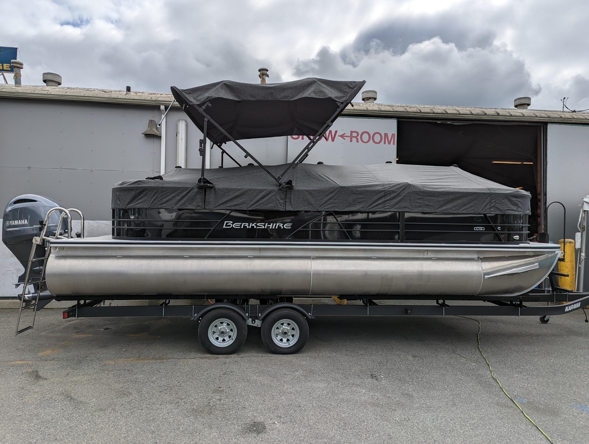 2022 Berkshire 24 RFX CTS - Sold Boat
