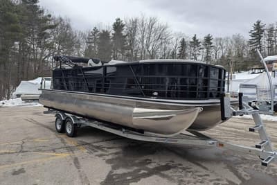 BOATZON | Berkshire 24RFX LE 2026