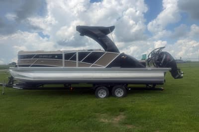 BOATZON | Berkshire 25RFX Ultra 2016