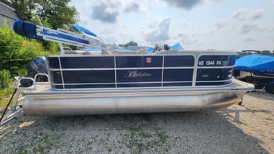 BOATZON | Berkshire Pontoons 17CL 20 2017