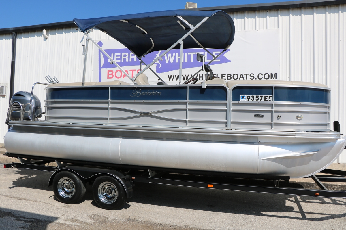 2017 Berkshire Pontoons Berkshire Pontoons 22 RFX Cts Tritoon 2017 - Sold Boat