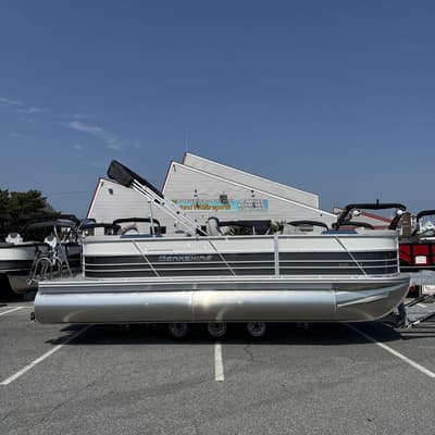 BOATZON | Berkshire Pontoons 22RFX LE 275 2026