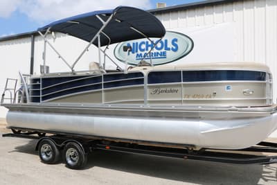BOATZON | Berkshire Pontoons 230E 2014