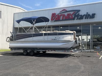 BOATZON | Berkshire Pontoons 23CL 30 2017