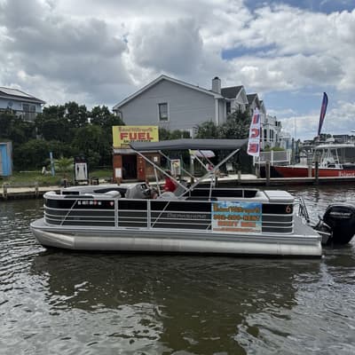 BOATZON | Berkshire Pontoons 24CL LE 275 2026