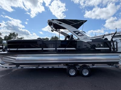 BOATZON | Berkshire Pontoons 25ULE Roswell Arch STS Tritoon 2027