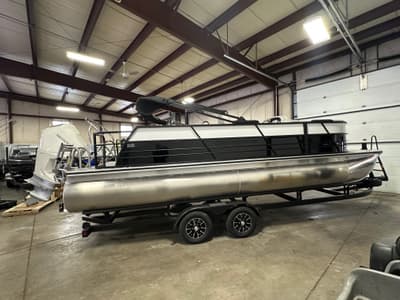 BOATZON | Berkshire Pontoons LE Series 24UL LE B 2026