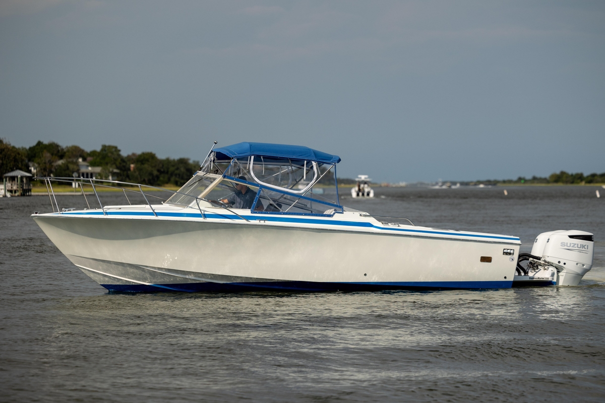 1983 Bertram 28 Moppie - Sold Boat