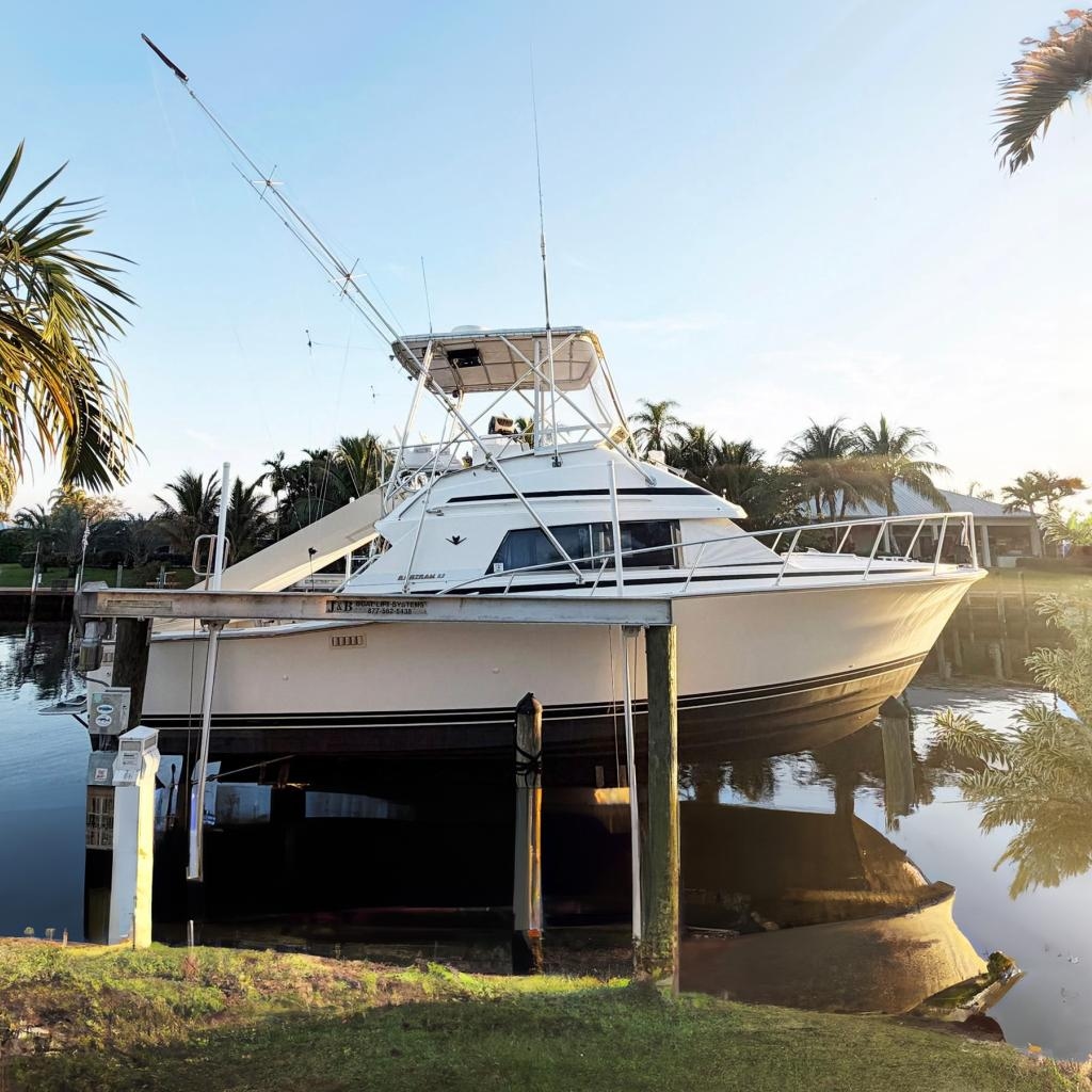 1991 Bertram 33 Sport Fisherman - Sold Boat