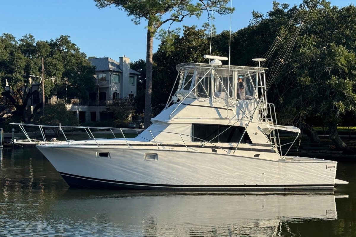 1979 Bertram 38 Convertible - Sold Boat