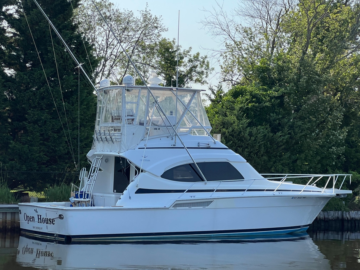 2001 Bertram 390 Convertible - Sold Boat